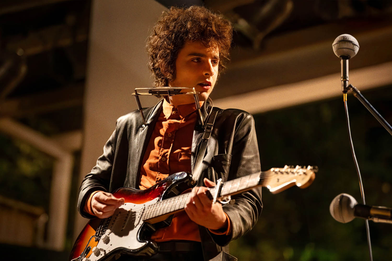 Recreating the Raw Energy and Emotional Depth of Bob Dylan's